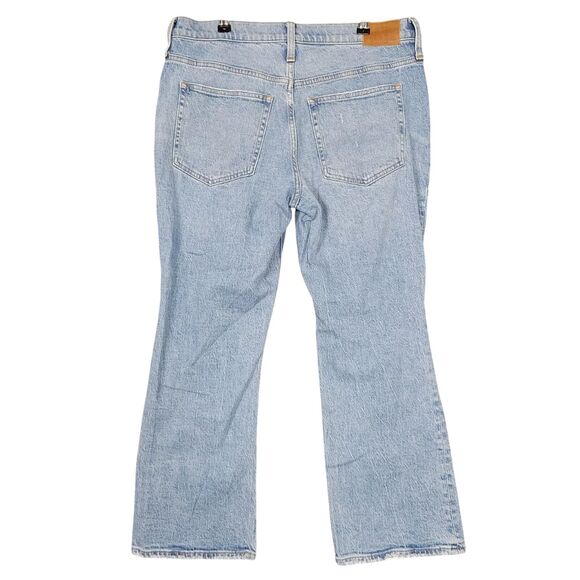 J CREW 9" Billie Demi Boot Crop Medium Wash Distressed Denim Blue Jeans SIZE 30 - Picture 3 of 15